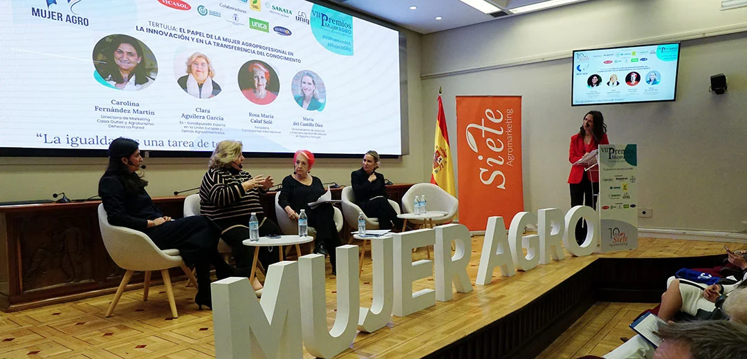 Mesa redonda de los Premios MujerAGRO 2025